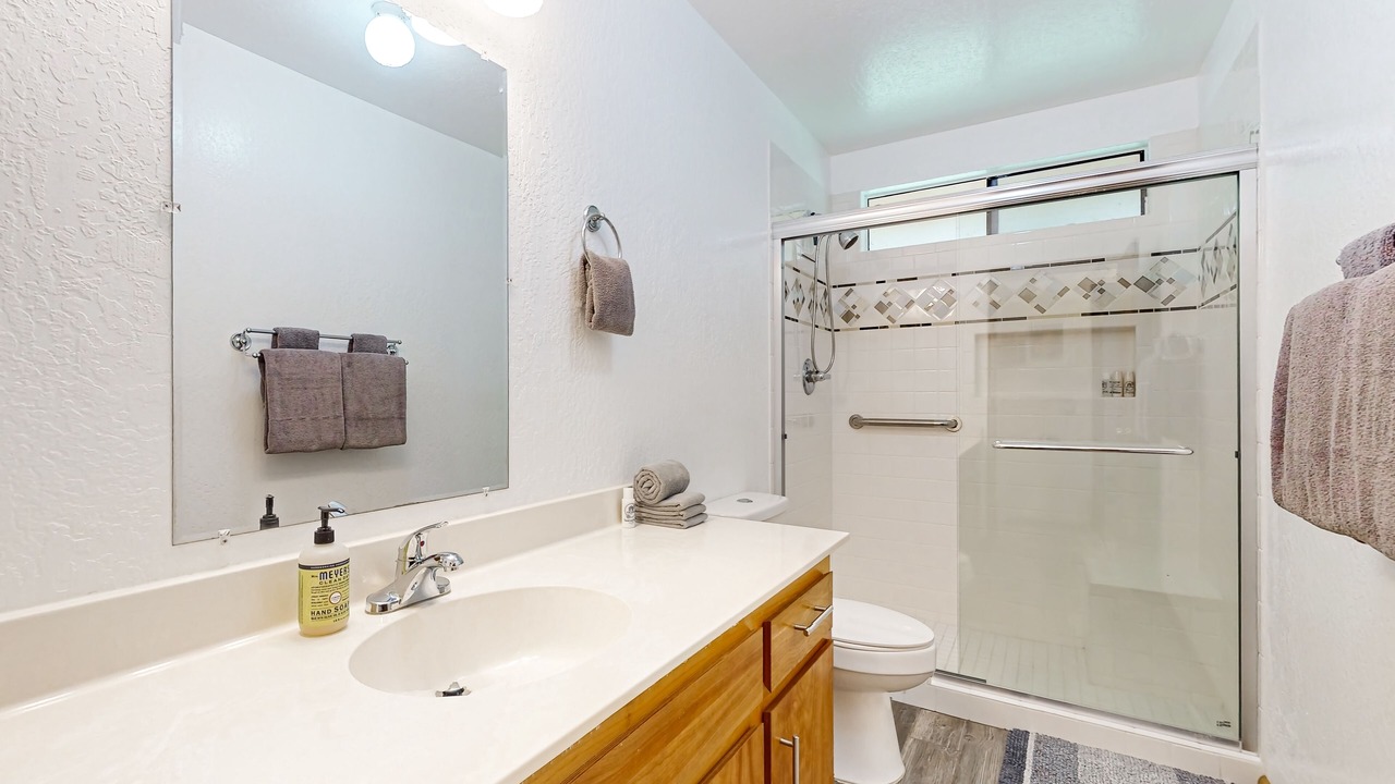 Photo of Bathroom in Volcano