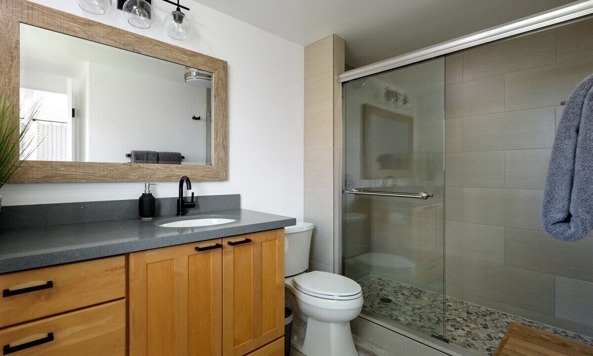 Photo of Bathroom in Maalaea