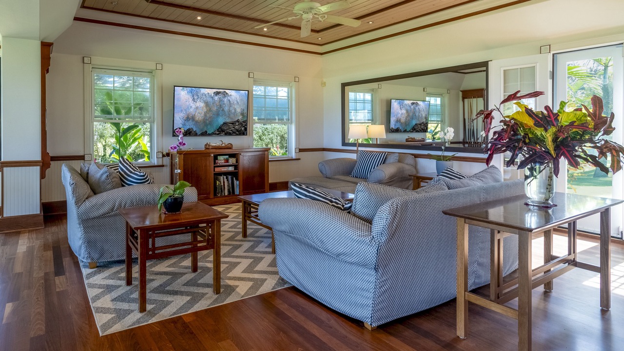 Photo of Livingroom in Hanalei
