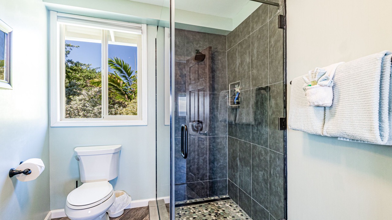 Photo of Bathroom in Keaau