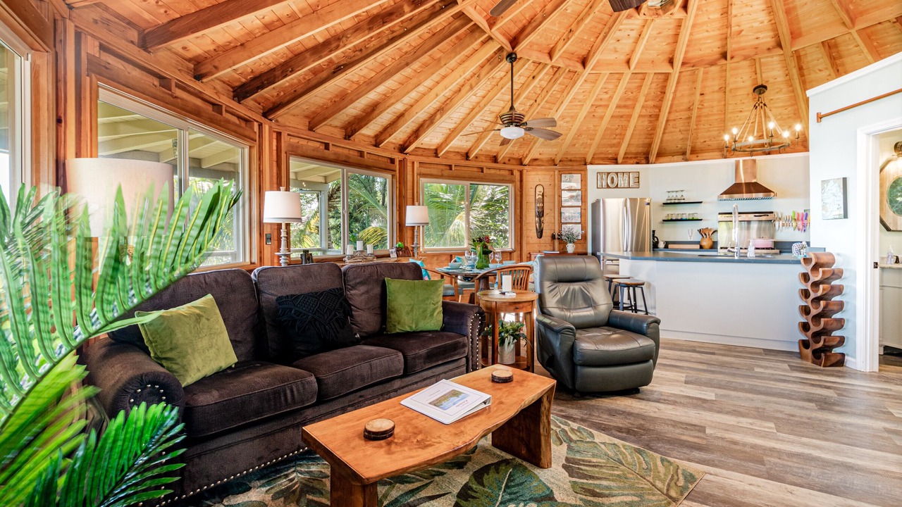 Photo of Bedroom in Keaau