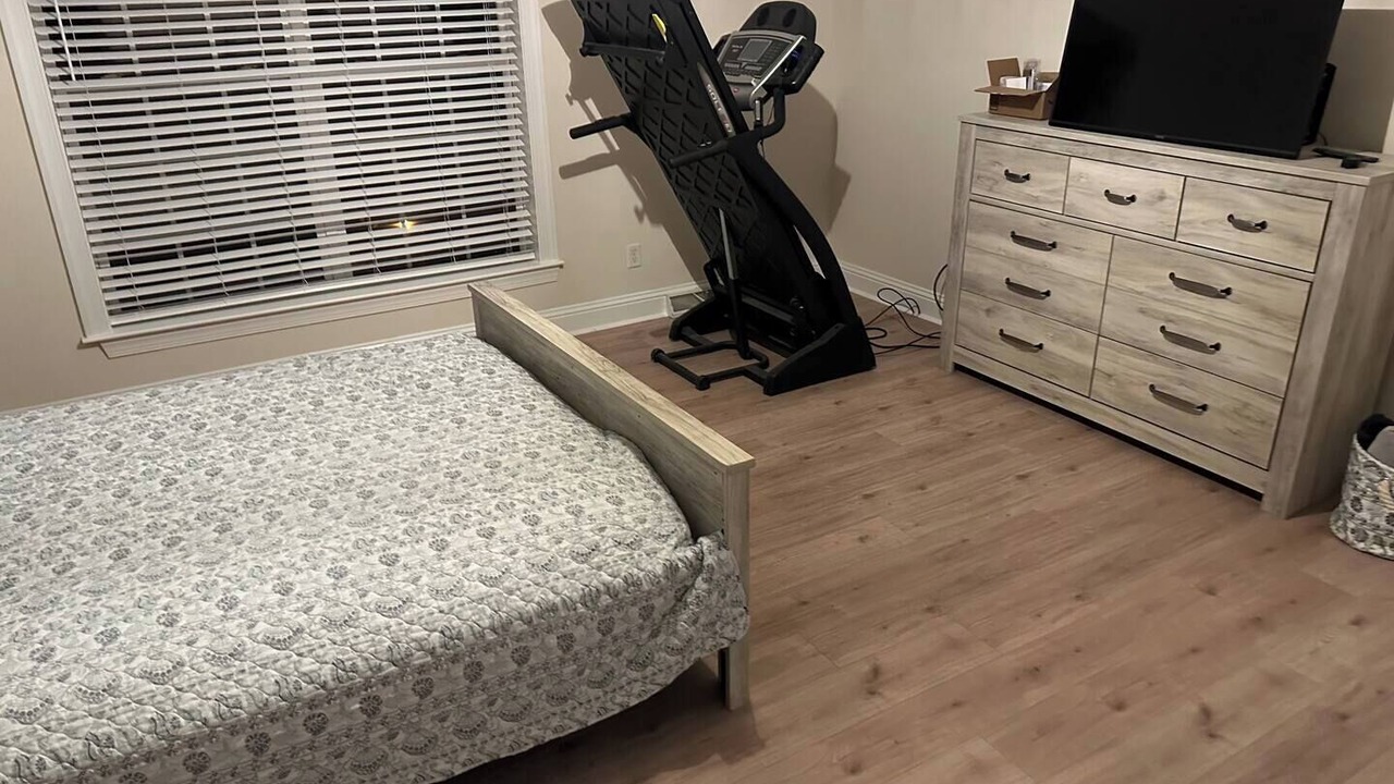 Photo of Bedroom in White Oak