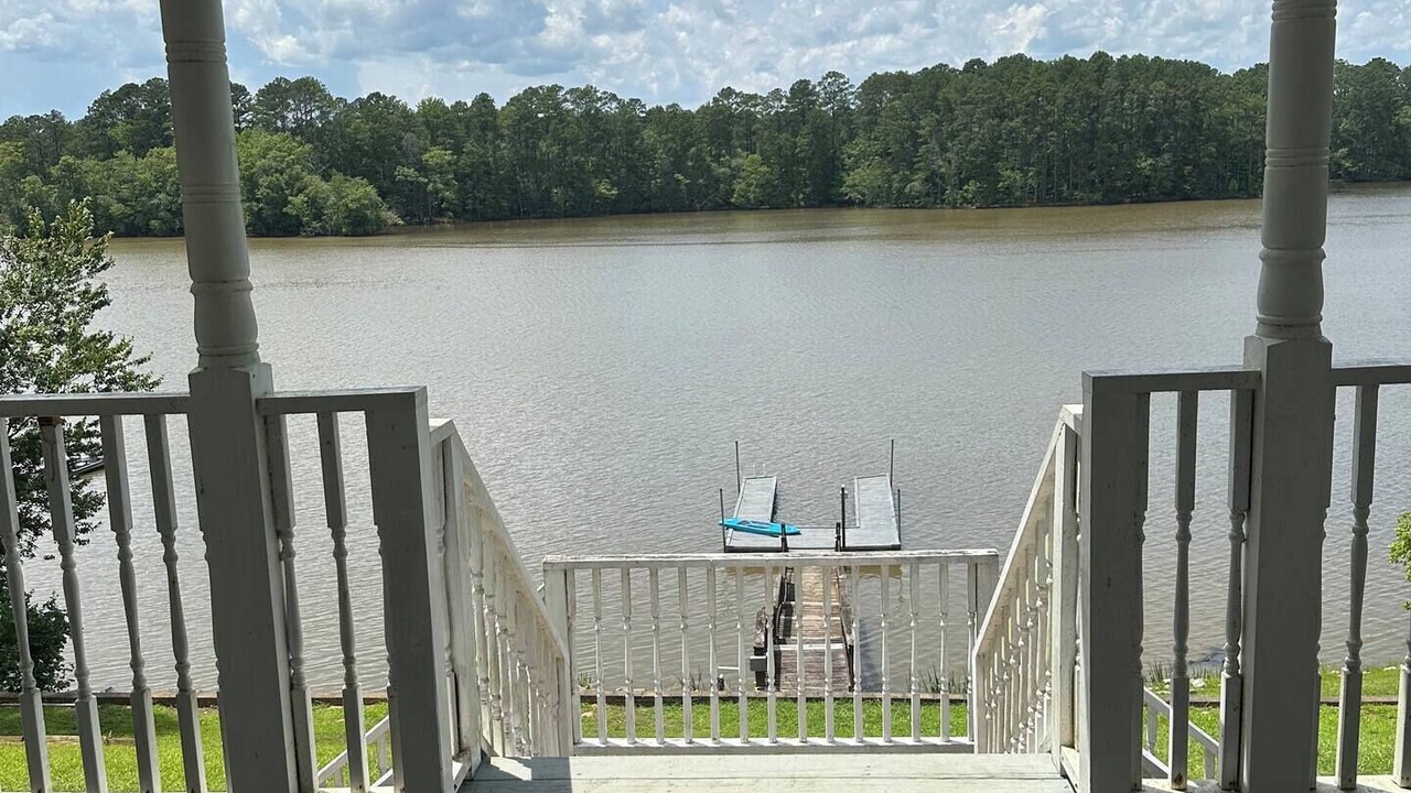 Photo of Outdoor in White Oak