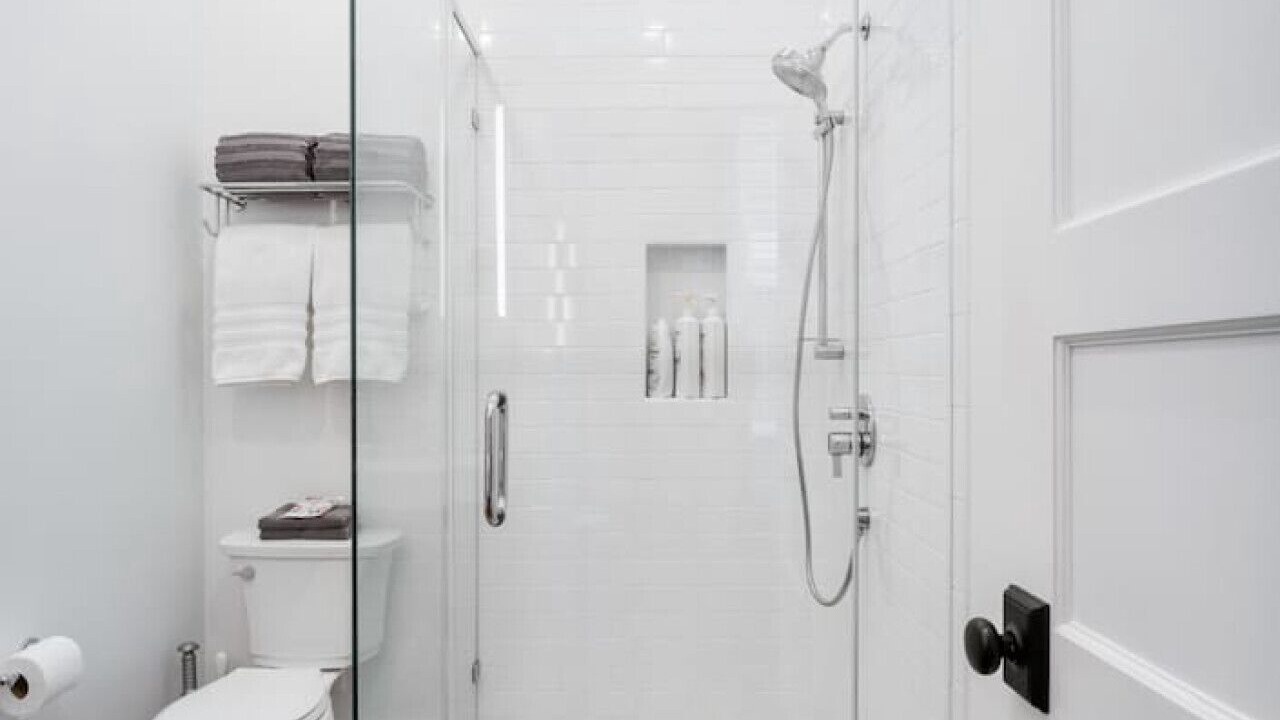 Photo of Bathroom in Cannonborough Elliotborough