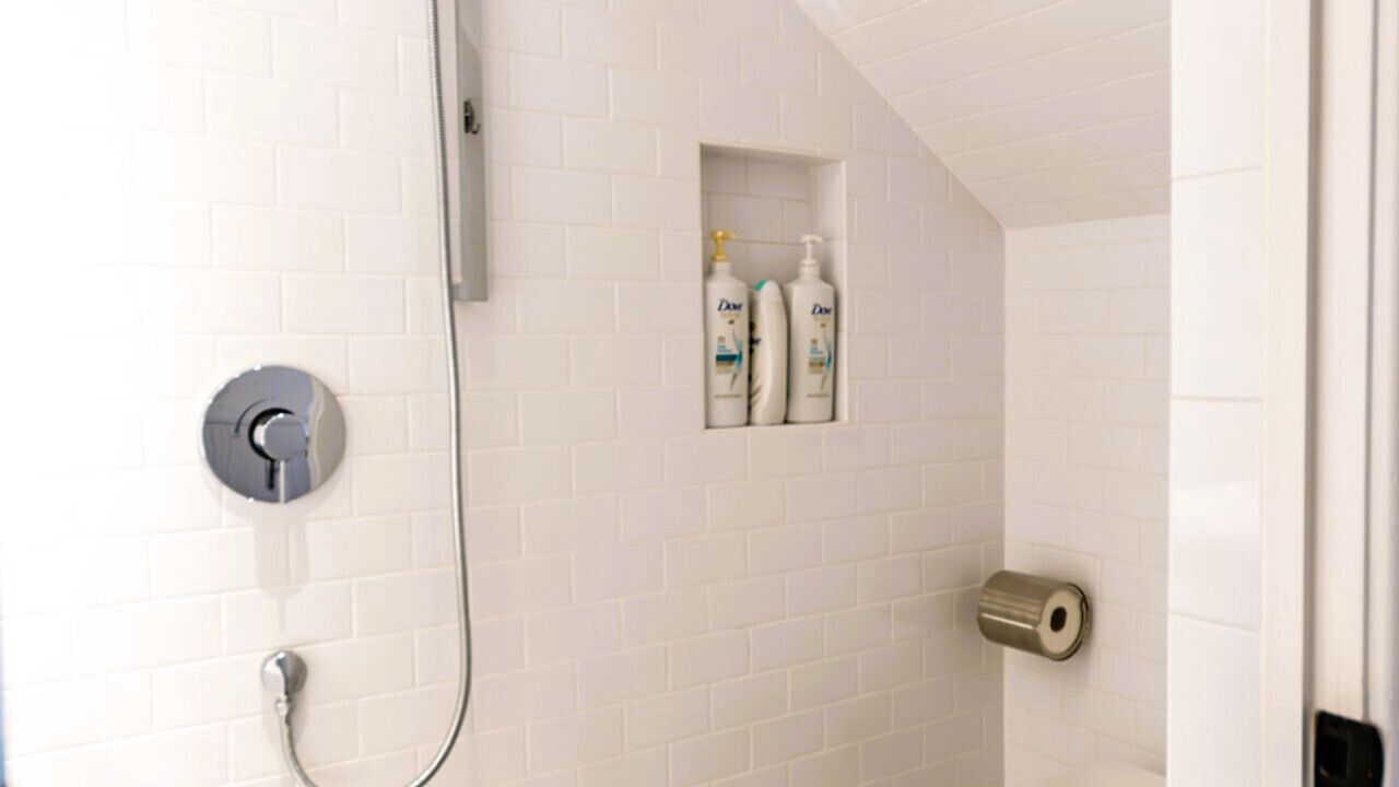 Photo of Bathroom in Cannonborough Elliotborough