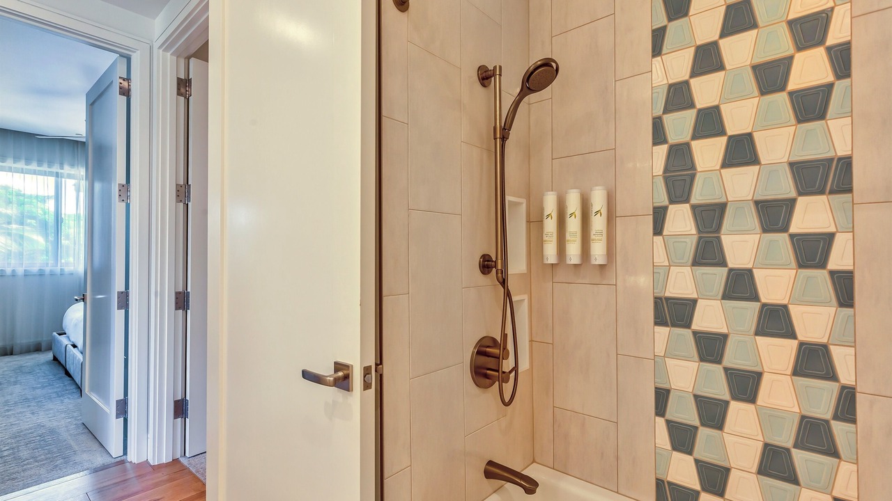 Photo of Bathroom in Honokowai