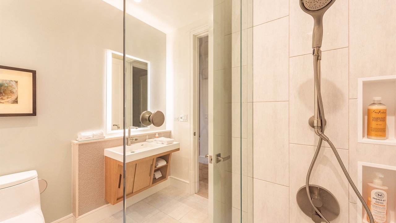 Photo of Bathroom in Honokowai