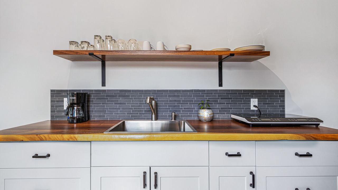 Photo of Kitchen in Wailuku