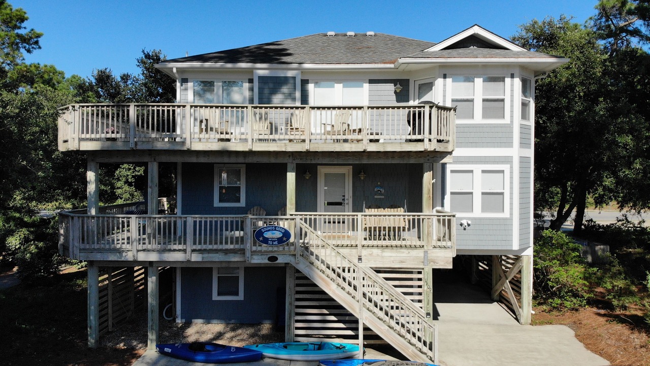 Photo of Outdoor in Corolla Light
