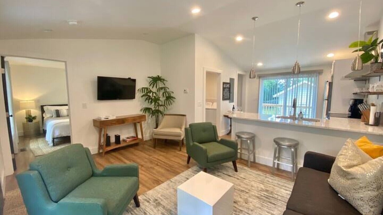 Photo of Livingroom in Greenville