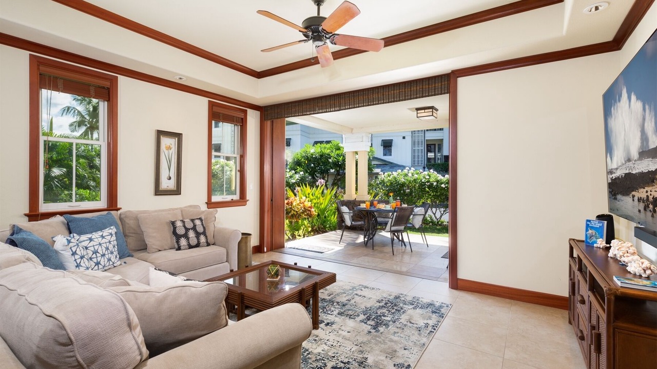 Photo of Livingroom in Waikoloa