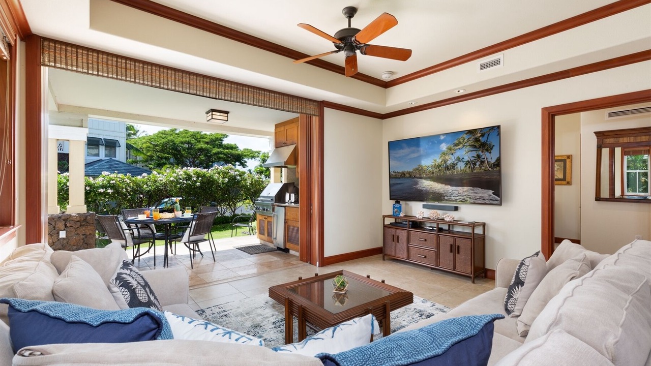 Photo of Livingroom in Waikoloa