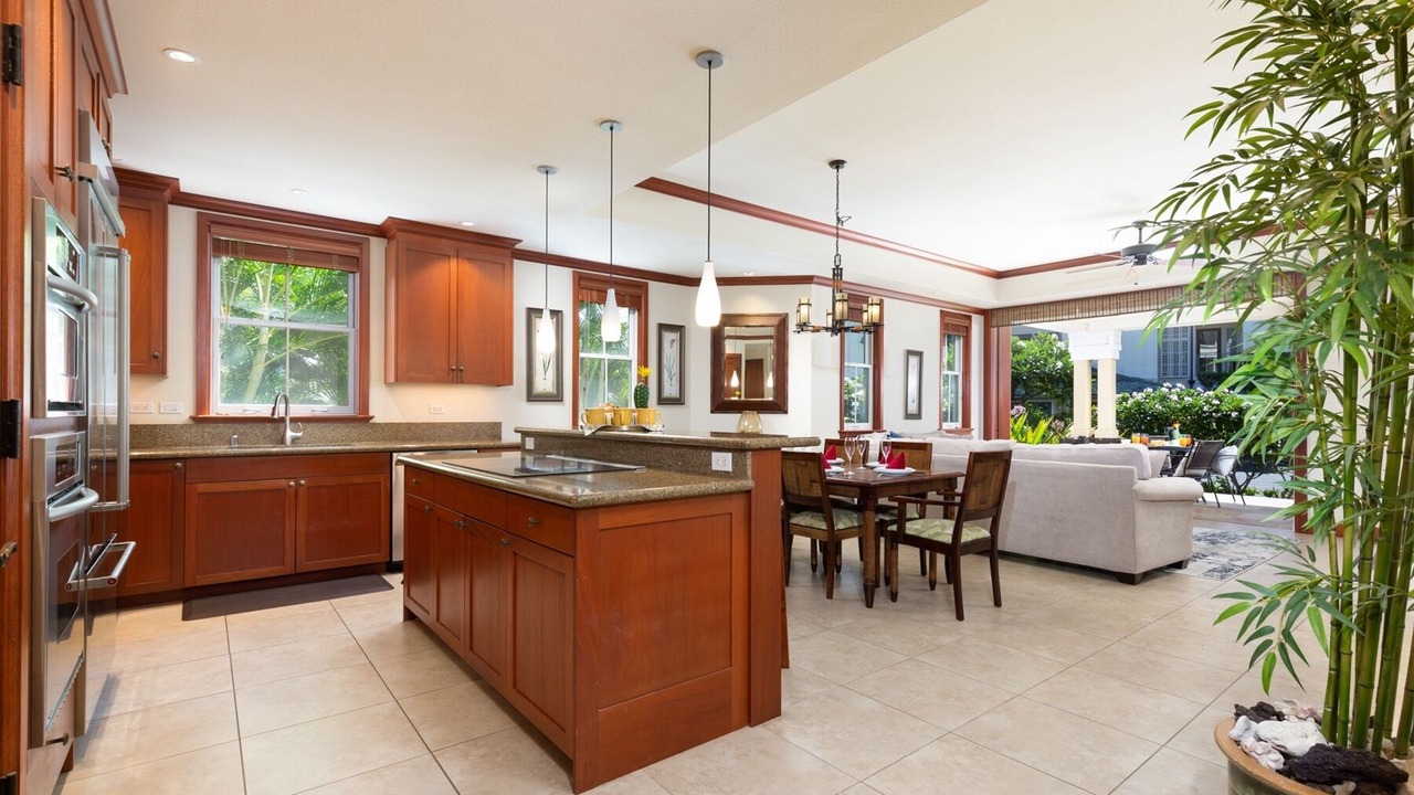 Photo of Kitchen in Waikoloa
