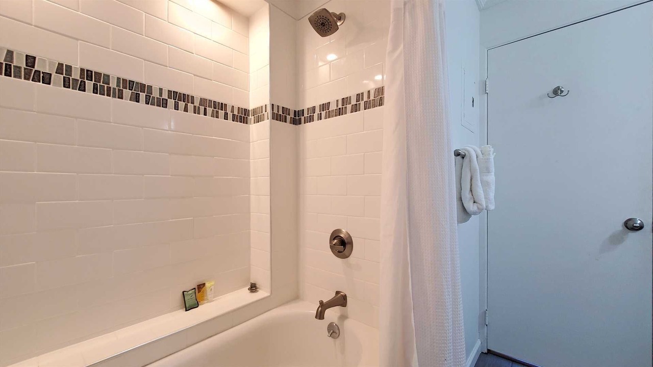 Photo of Bathroom in Waikiki