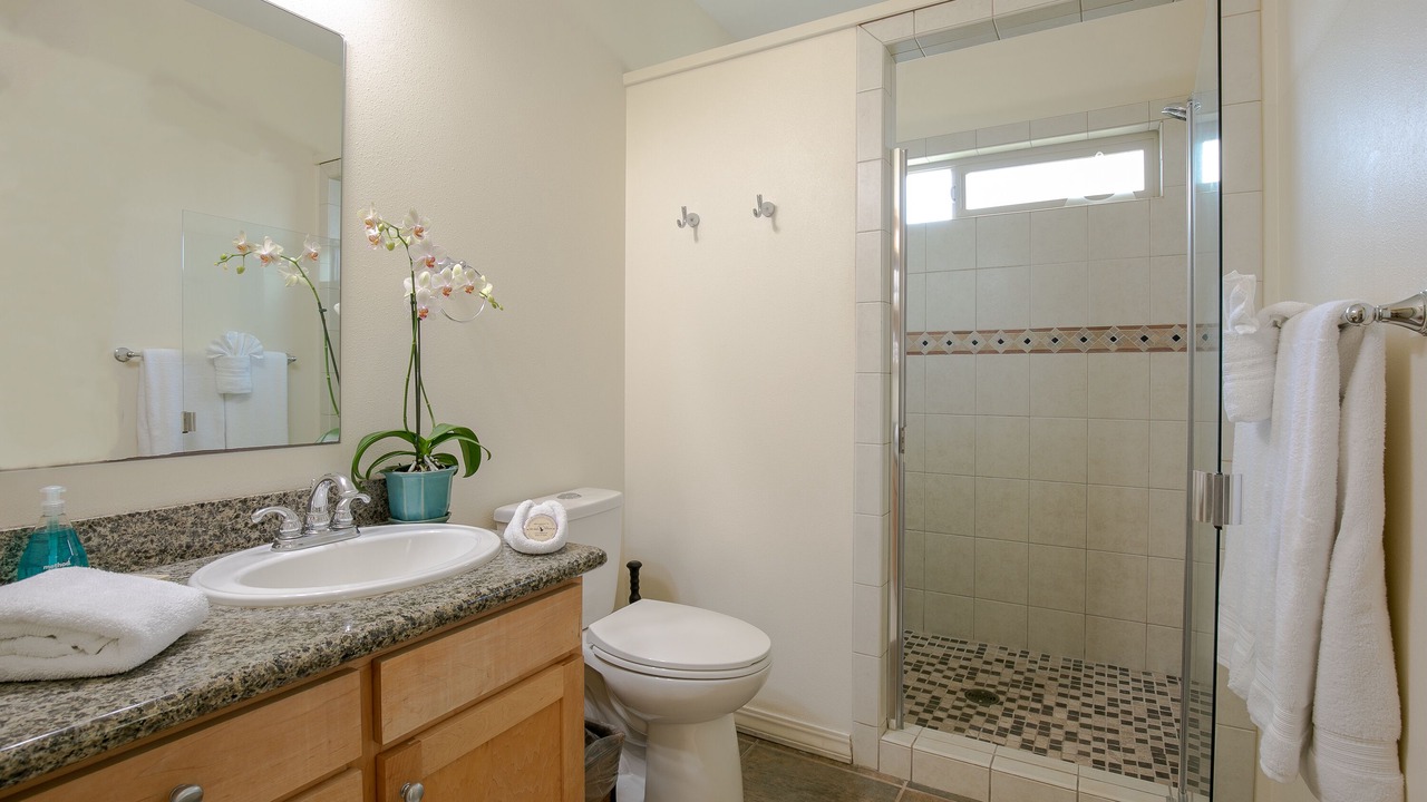 Photo of Bathroom in Kuau