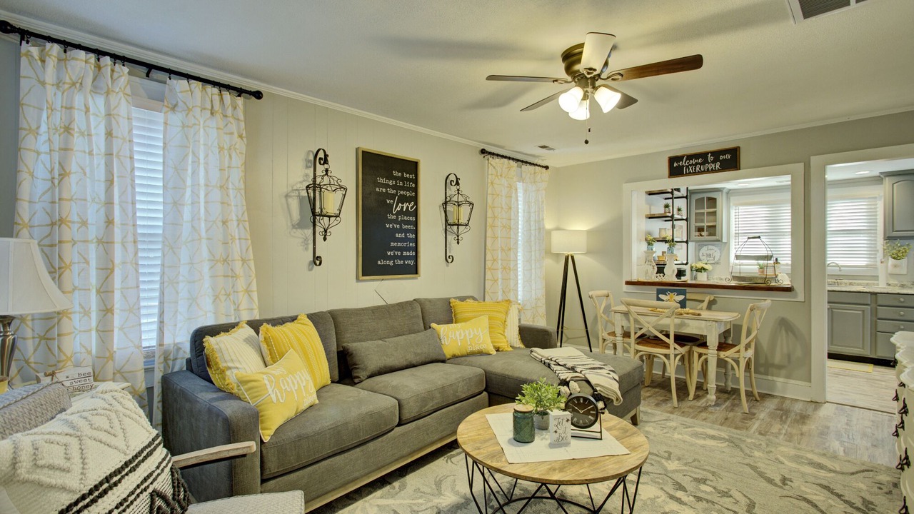 Photo of Livingroom in Schley