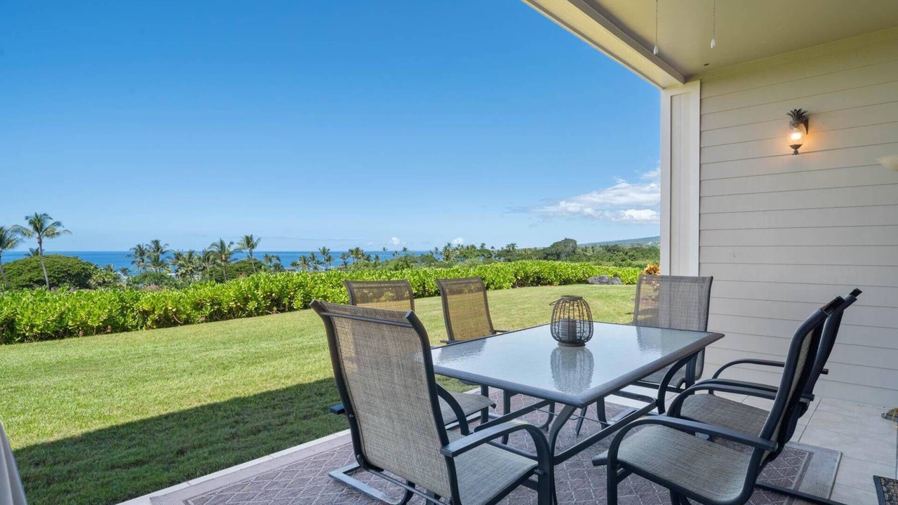 Photo of Outdoor in Kahaluu Bay