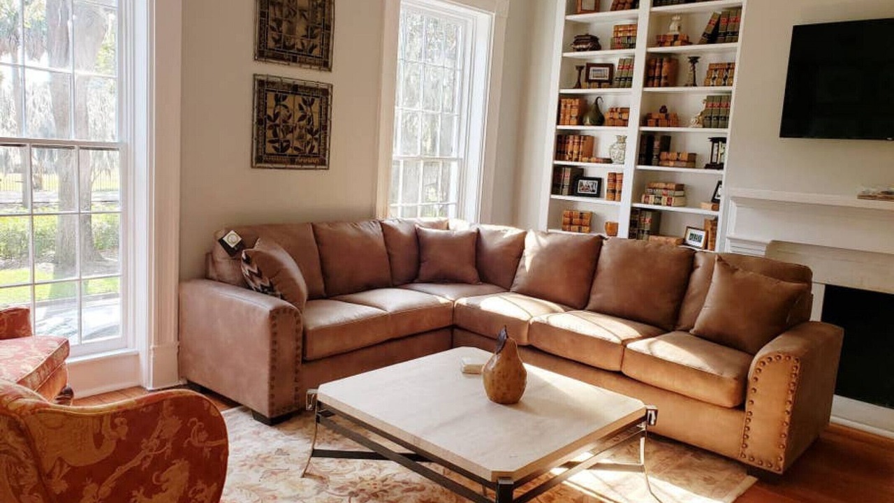 Photo of Livingroom in Historic District - North