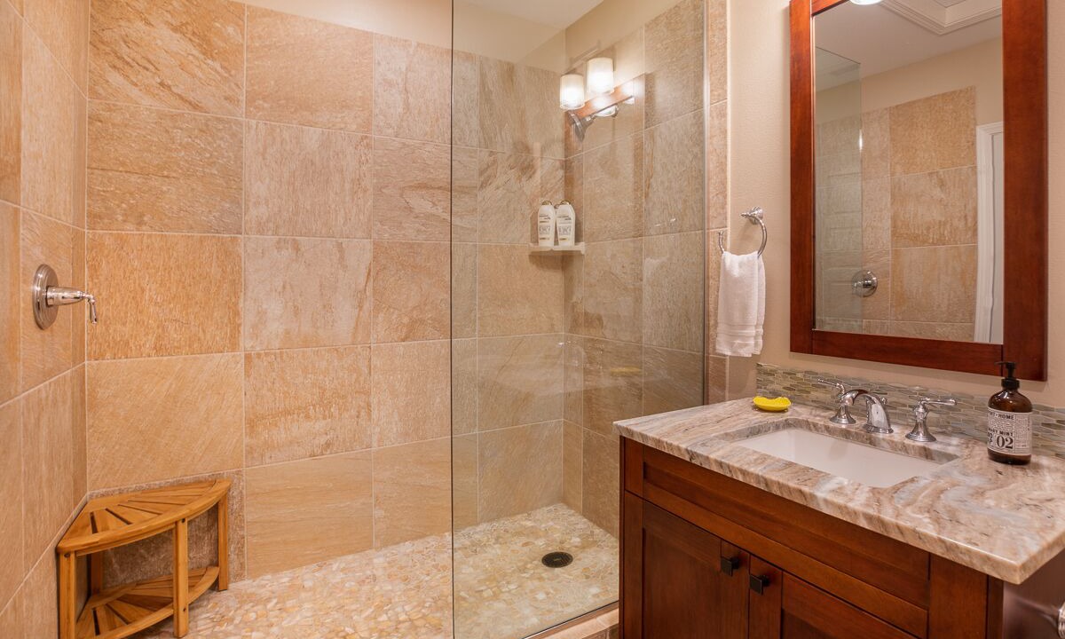 Photo of Bathroom in Kulalani