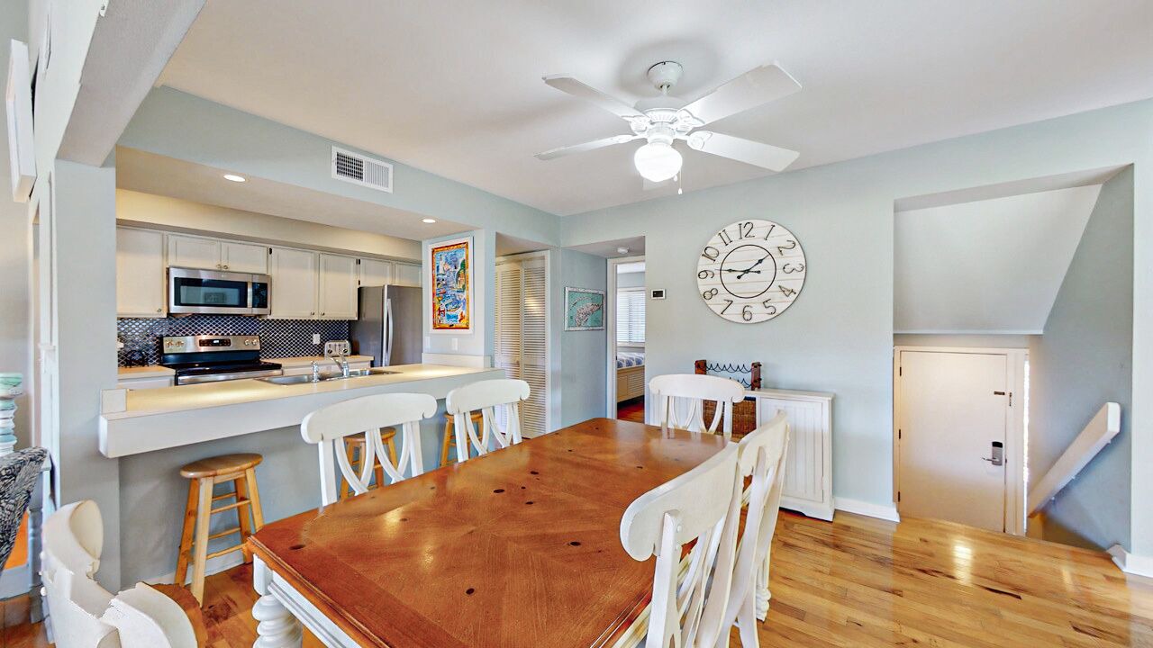 Photo of Livingroom in Palmetto Dunes