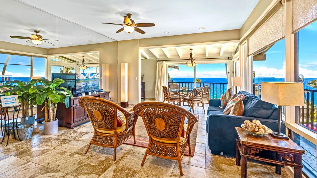 Photo of Livingroom in Napili