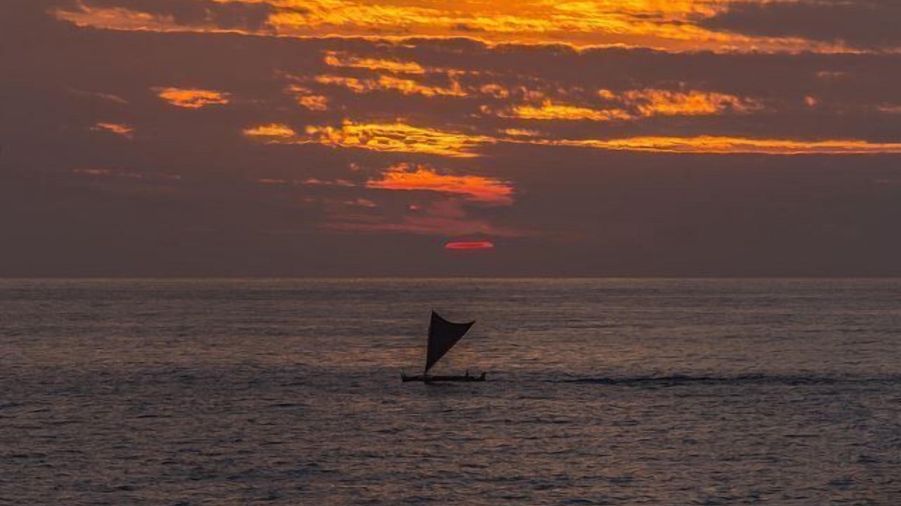 Photo of Others in Kahaluu Bay