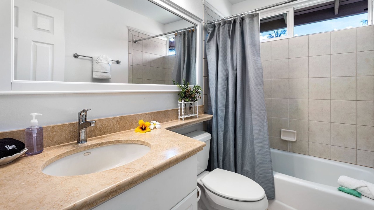 Photo of Bathroom in Waikoloa