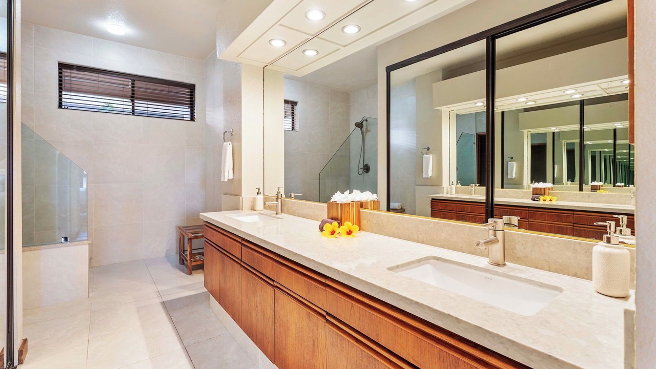 Photo of Bathroom in Waikoloa