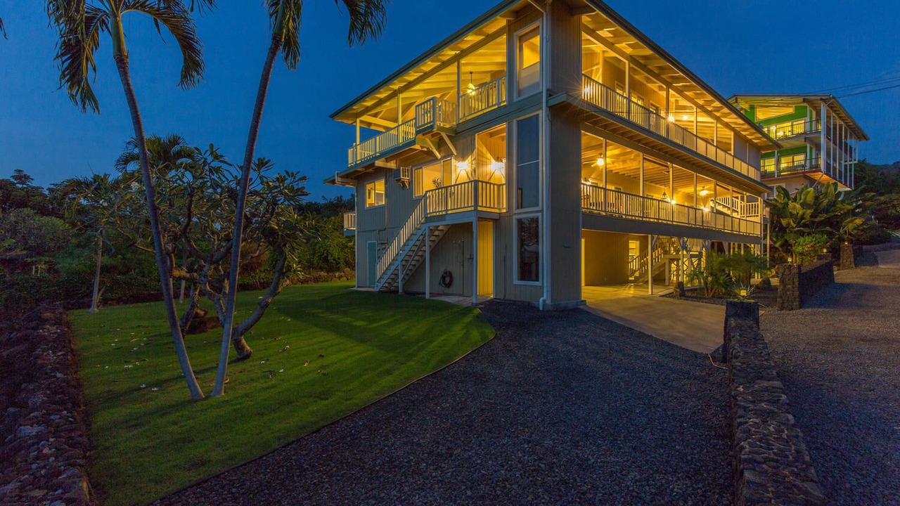 Photo of Outdoor in Kahaluu Bay