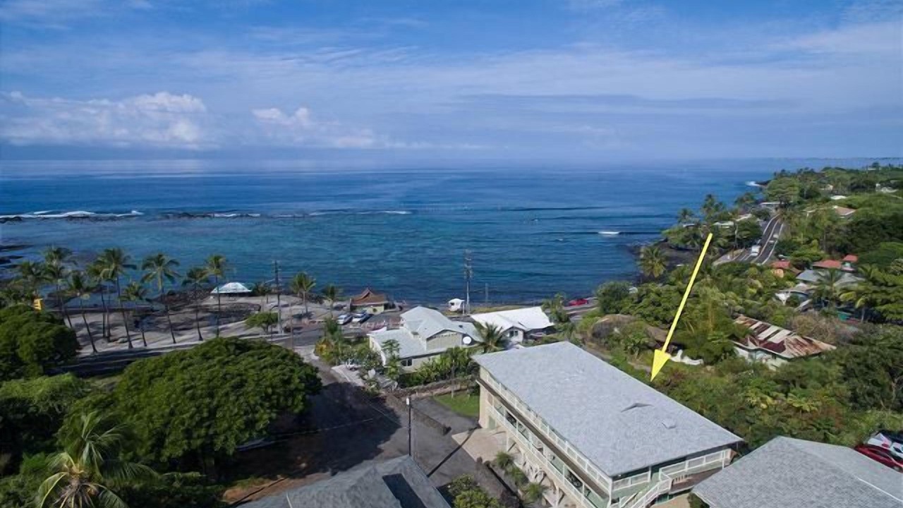 Photo of Others in Kahaluu Bay