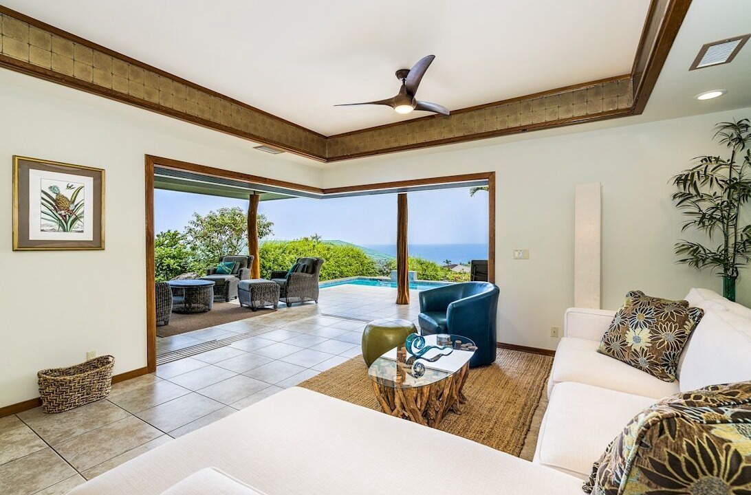 Photo of Outdoor in Kahaluu Bay