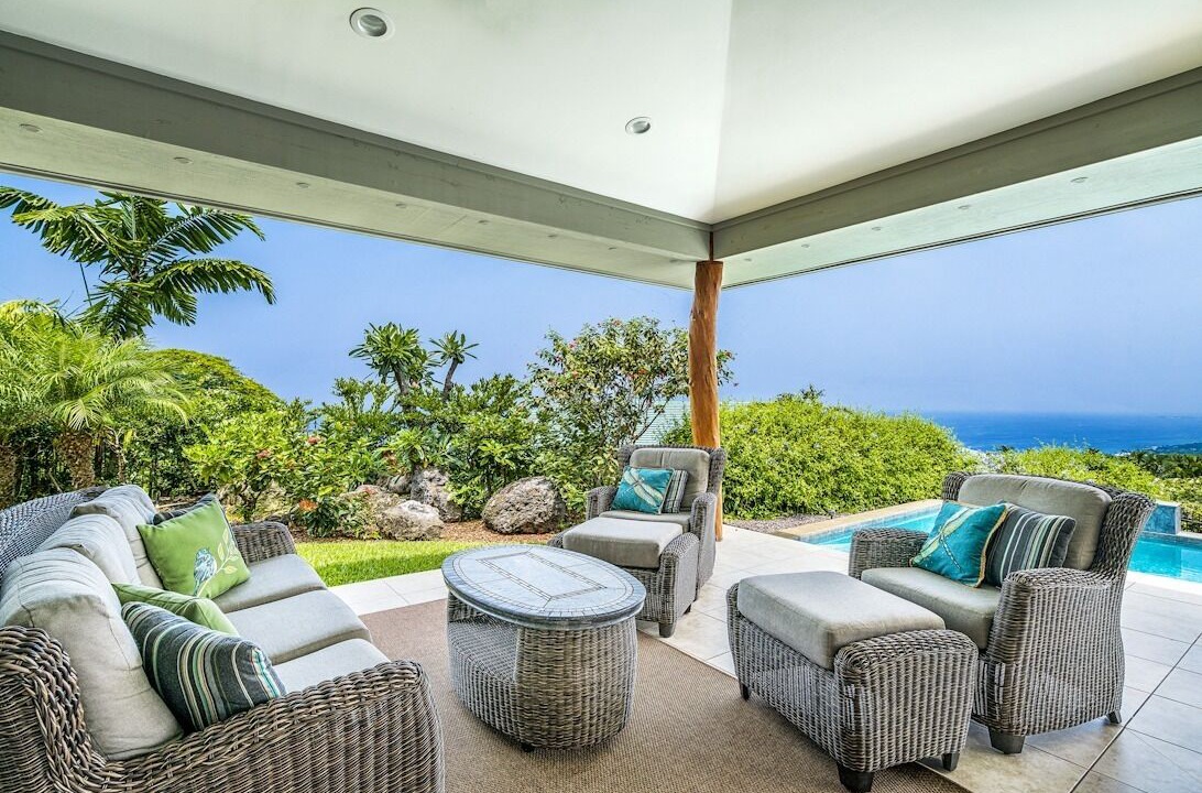 Photo of Outdoor in Kahaluu Bay