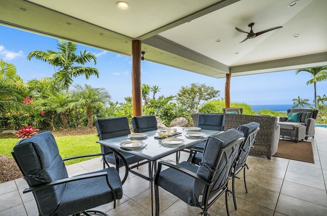 Photo of Outdoor in Kahaluu Bay