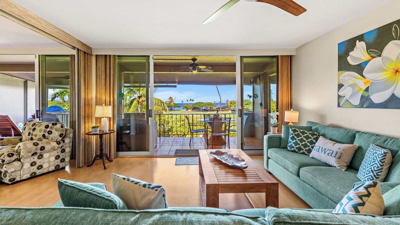 Photo of Livingroom in Kaanapali