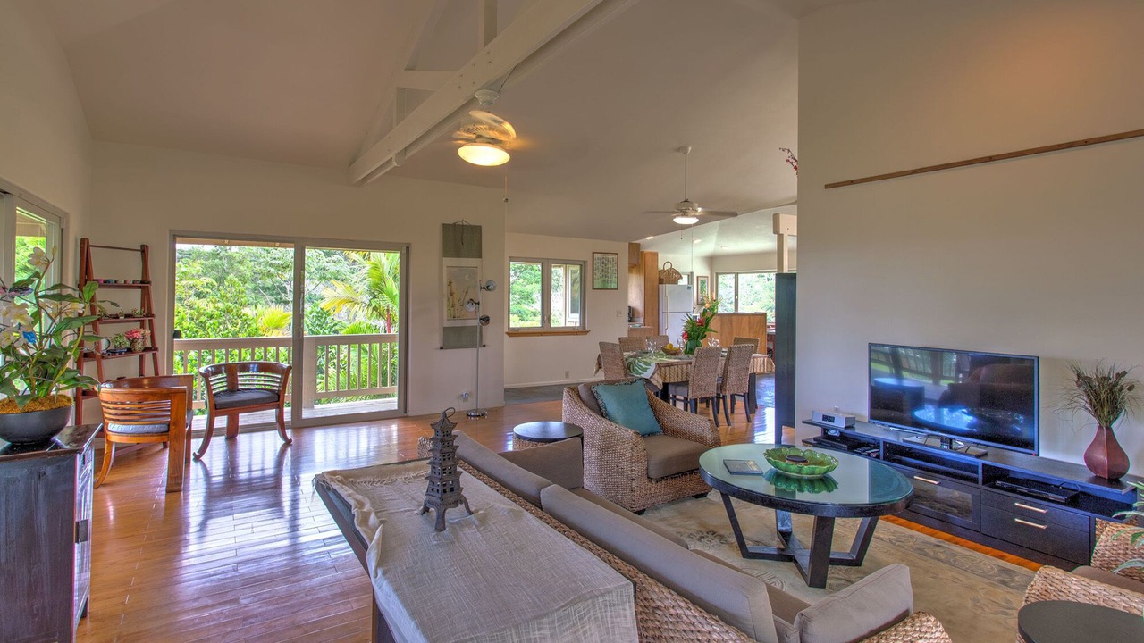Photo of Bedroom in Keaau