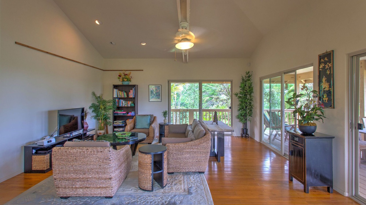 Photo of Bedroom in Keaau