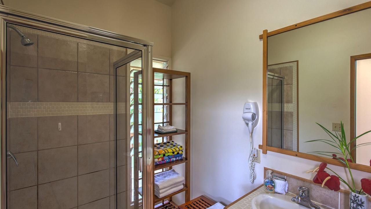 Photo of Bathroom in Keaau