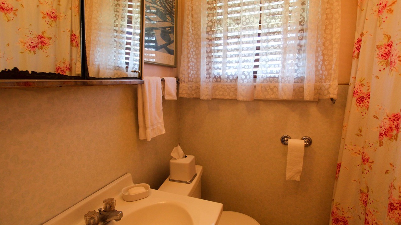 Photo of Bathroom in Sullivan's Island