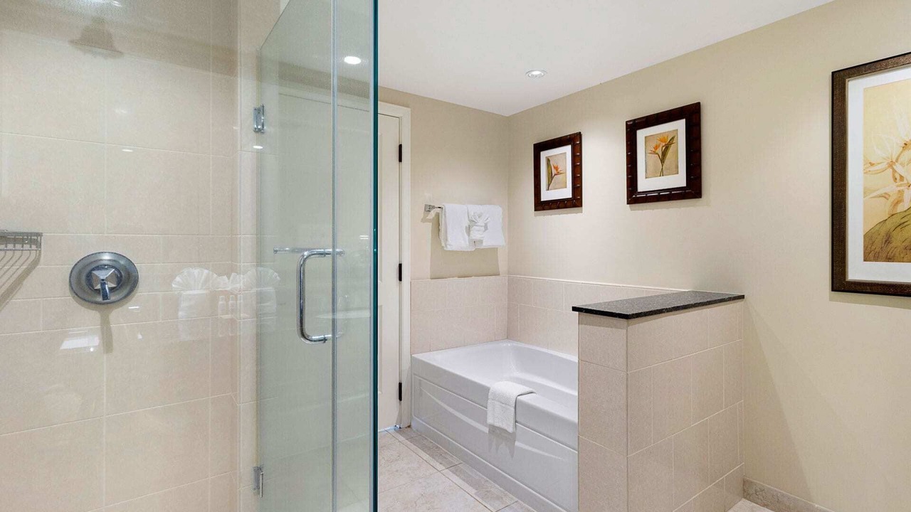Photo of Bathroom in Honokowai