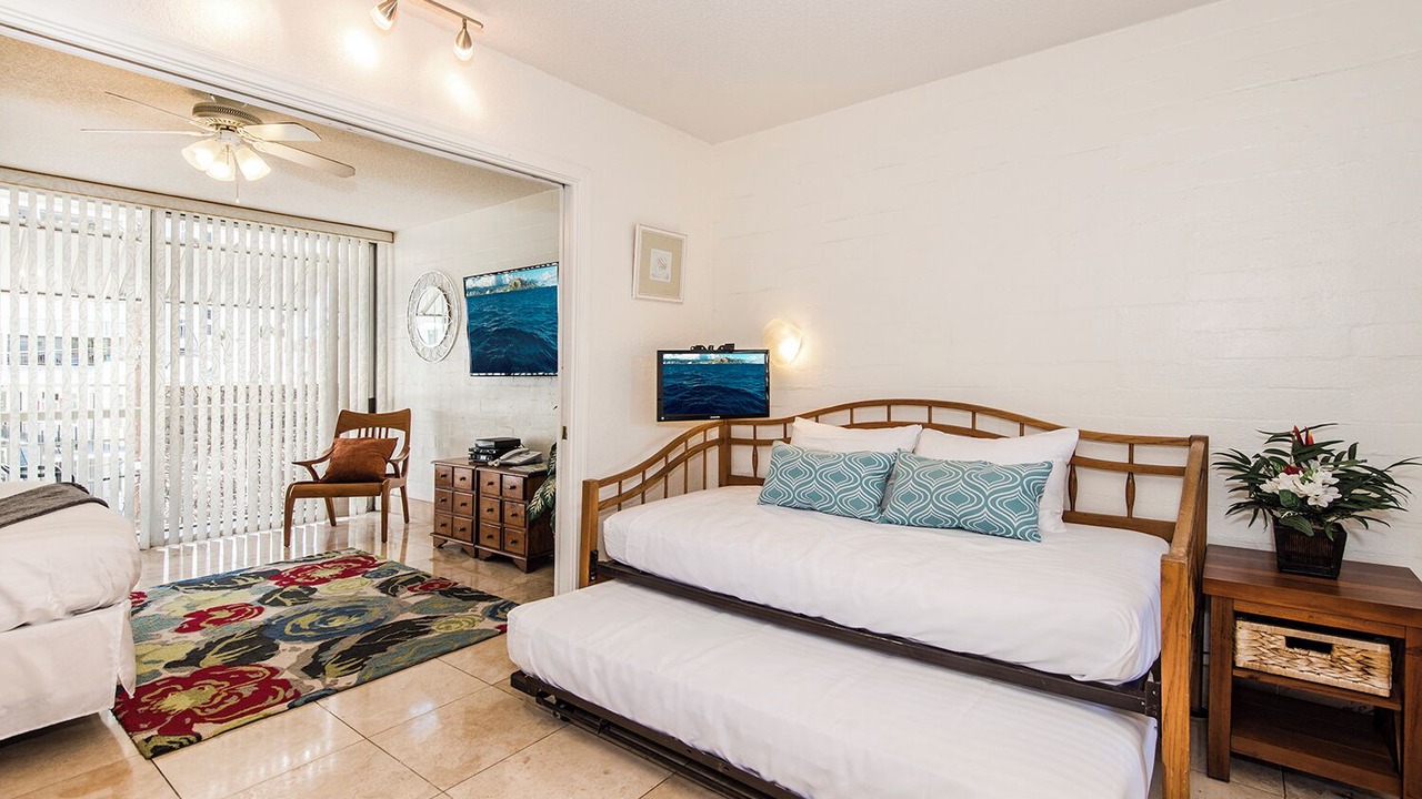 Photo of Bedroom in Waikiki