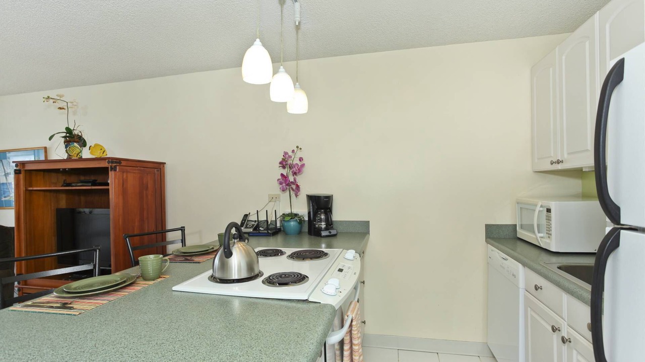 Photo of Kitchen in Waikiki