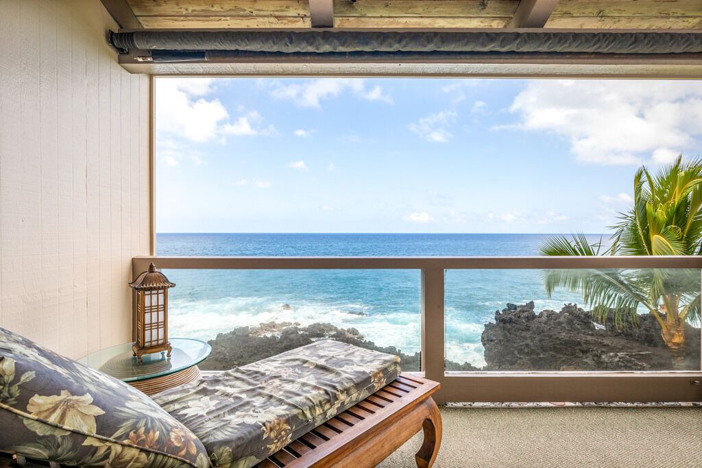 Photo of Bedroom in Kahaluu Bay