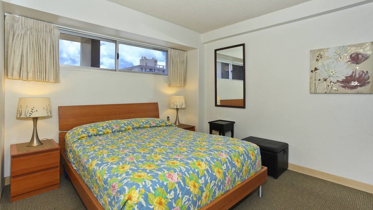 Photo of Bedroom in Waikiki