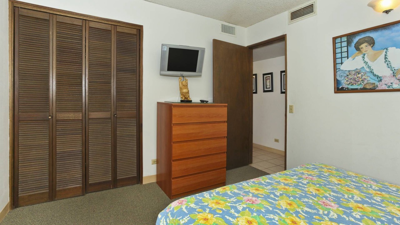 Photo of Bedroom in Waikiki