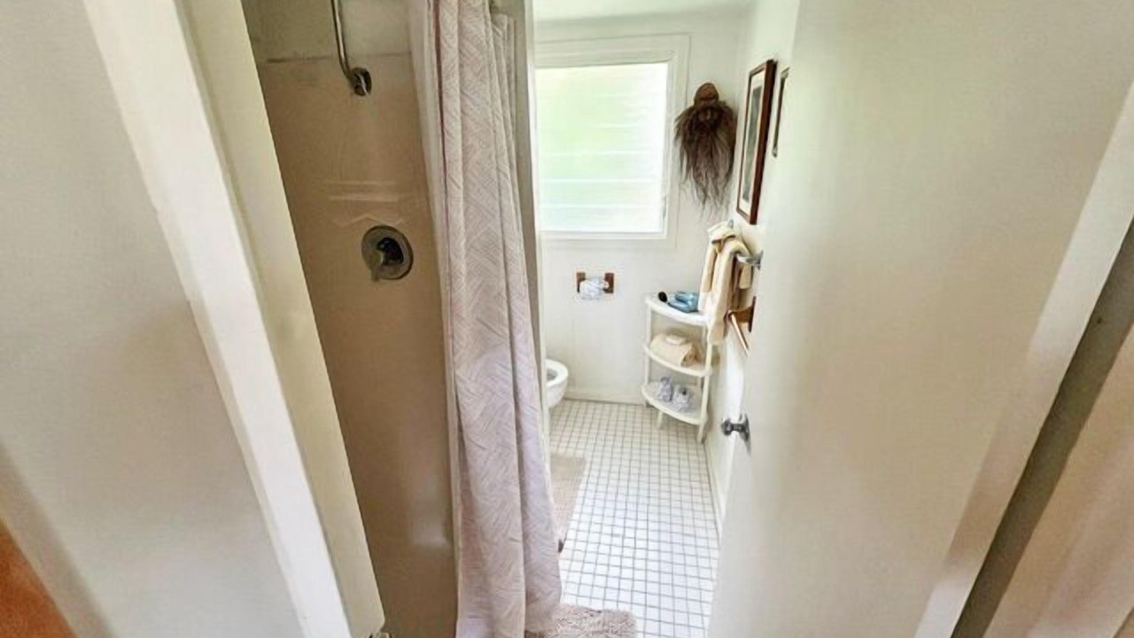 Photo of Bathroom in Wailua