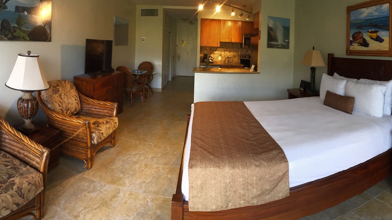 Photo of Bedroom in Historic Lahaina Front Street