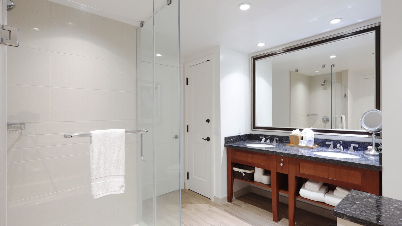 Photo of Bathroom in Honokowai