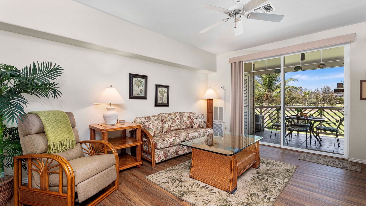 Photo of Livingroom in Waikoloa
