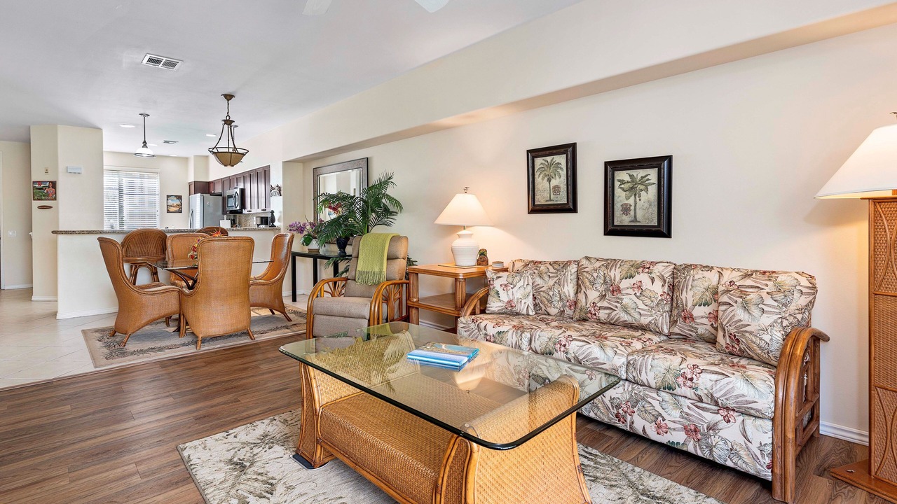 Photo of Livingroom in Waikoloa