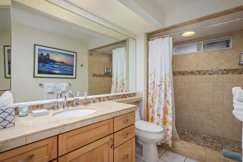 Photo of Bathroom in Kahaluu-Keauhou